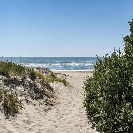 بيت للعطل Beachside House *
