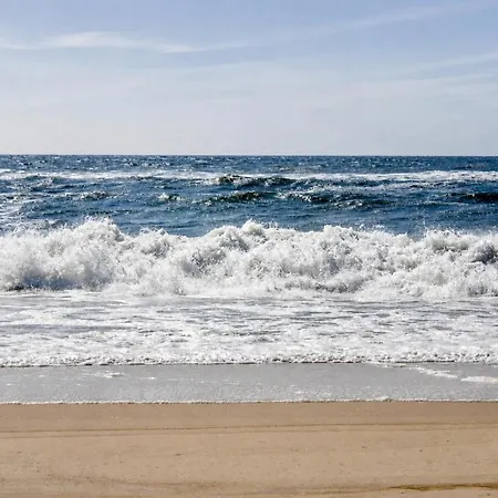 بيت للعطل Beachside House *